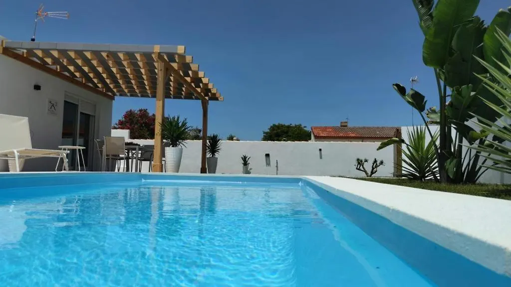 Palapa Garden Alojamientos, Piscina Privada Y Cerca Del Mar Chiclana de la Frontera 0*,