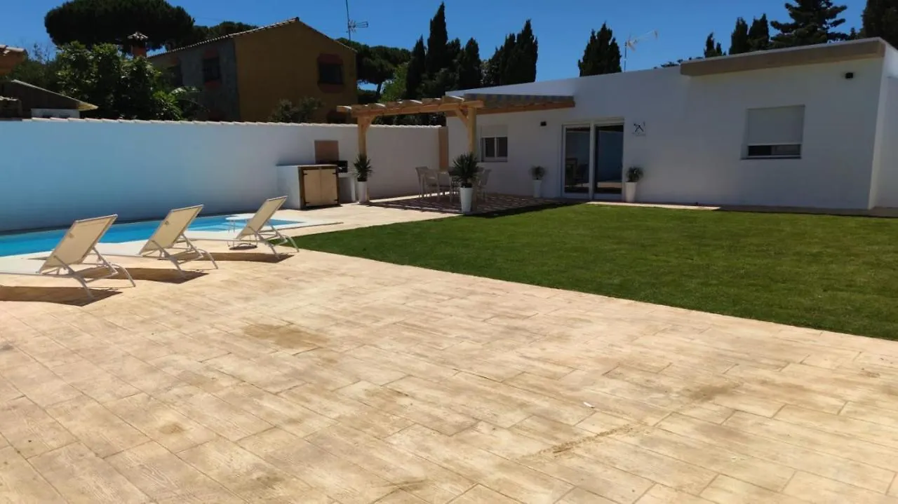 Palapa Garden Alojamientos, Piscina Privada Y Cerca Del Mar Chiclana de la Frontera 0*,  Spain
