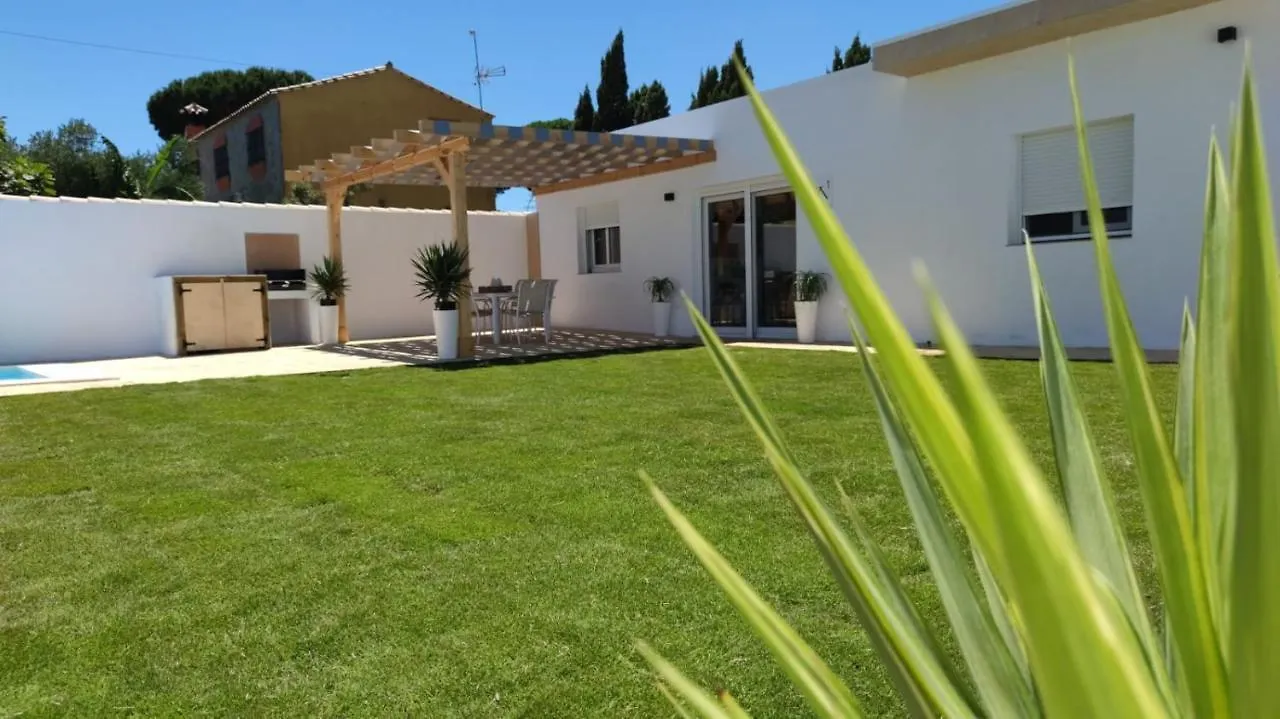 Palapa Garden Alojamientos, Piscina Privada Y Cerca Del Mar Chiclana de la Frontera Spain